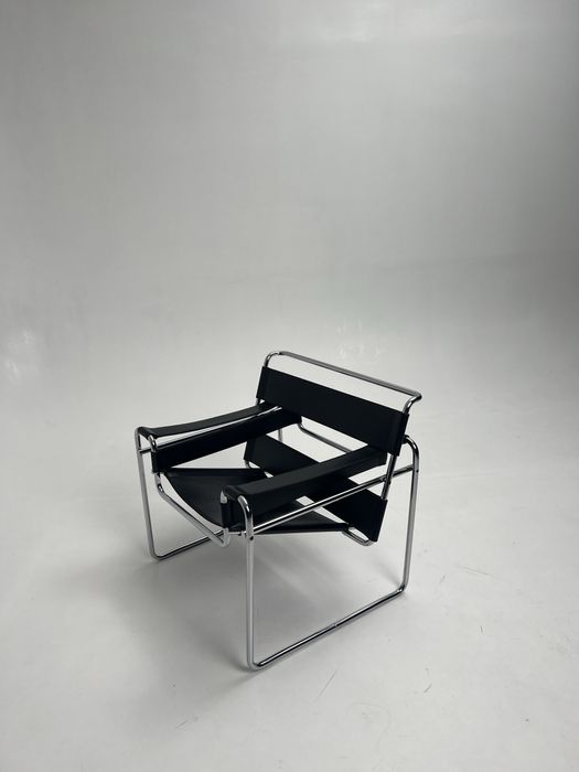 Крісло вінтажне WASSILY