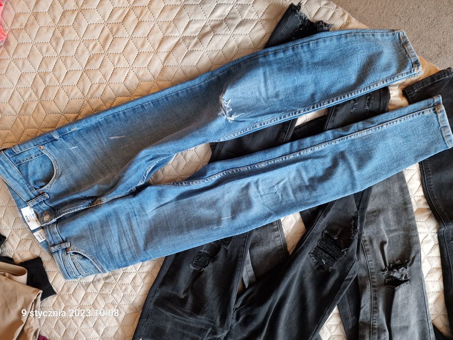 Jeansy z dziurami  4 szt zestaw spodnie Zara 36/38