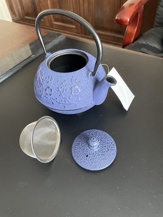 Чайник чугунний метал