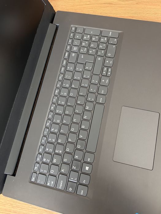 Laptop Lenovo V340-17IWL