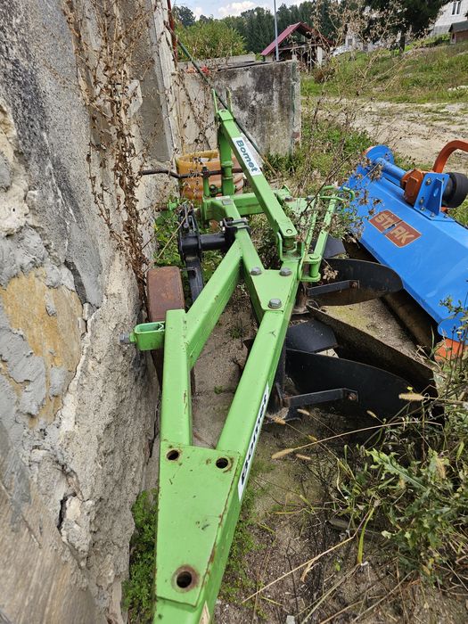 Mulczer, śrutownik Bąk, Pług, brony