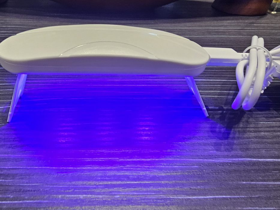 Мини UV лампа для сушки ногтей