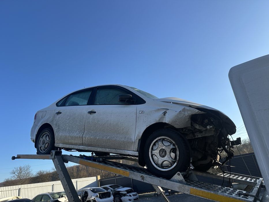 Двери Поло седан Polo sedan