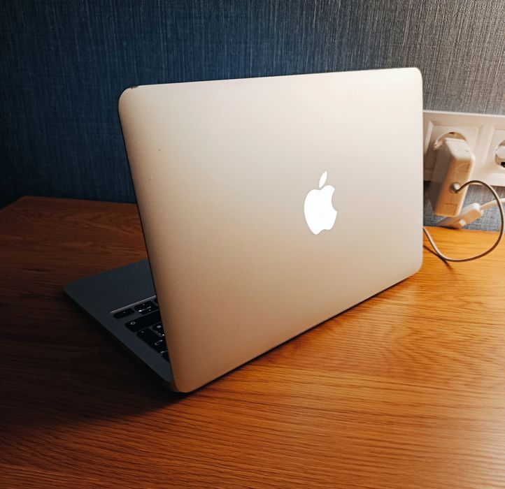 【限定割引】MacBookAir 2012 i5 4GB 256GB 13インチ 限定割引】MacBookAir 2012 i5 4GB 256GB 13インチ 限定割引