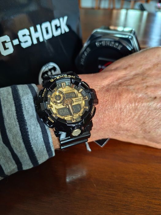 GA-710-GB-1AER Zegarek casio