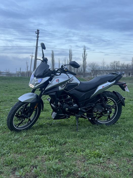 Продам Spark sp200 p32 возможен обмен на Таврию!