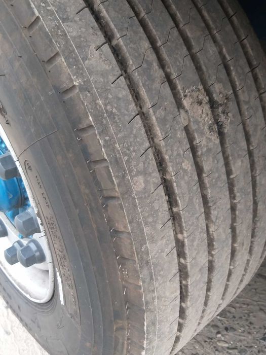 Півпричіп ВЄЛЬТОН