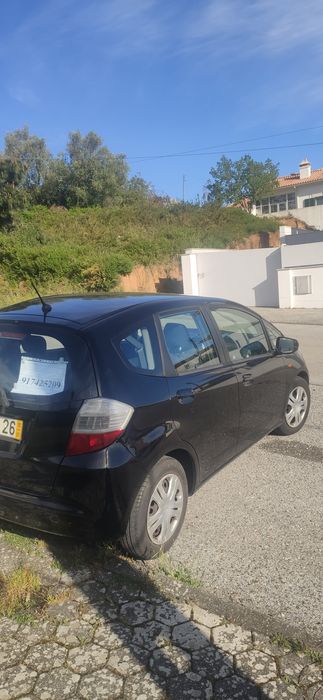 Honda Jazz 2010 em bom estado