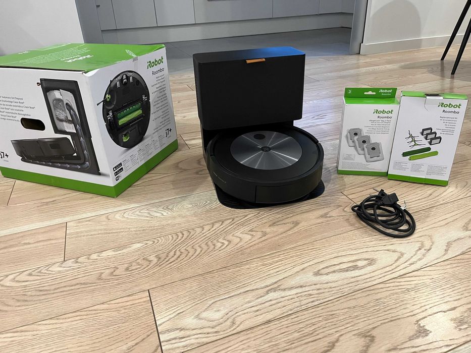 iRobot Roomba J7+ używany