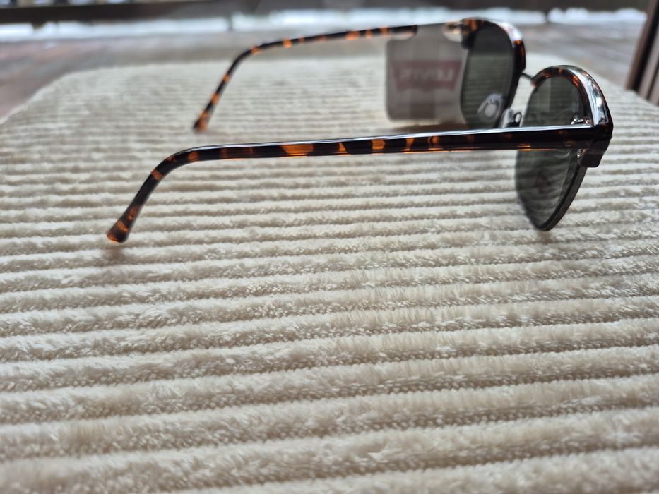 Okulary przeciwsłoneczne Levi's LEV312U