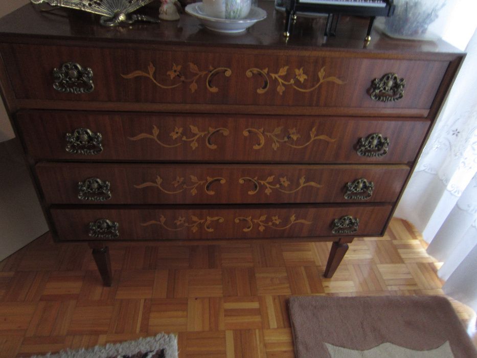 Mobília Nórdica- Cama, Móveis, Mesa de Cabeceira