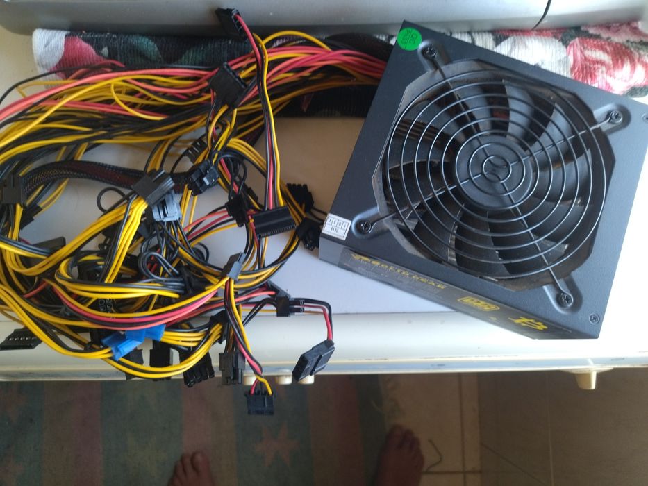 Fonte alimentação Profissional Solid Gear 95 plus gold