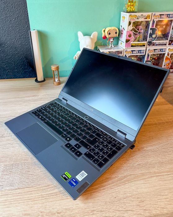 Lenovo  Gaming LOQ 15IRX9