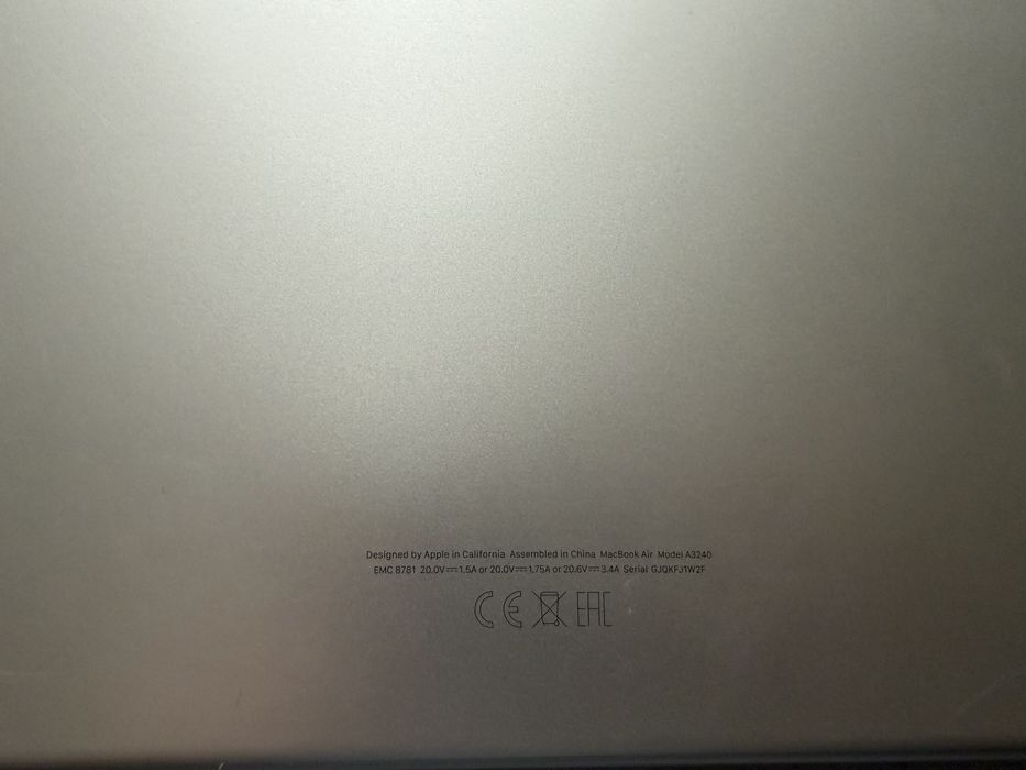MacBook Air 13” M4 2025 16 GB RAM