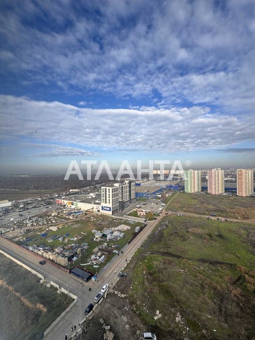 Квартира з новим ремонтом у спальному районі Таїрово