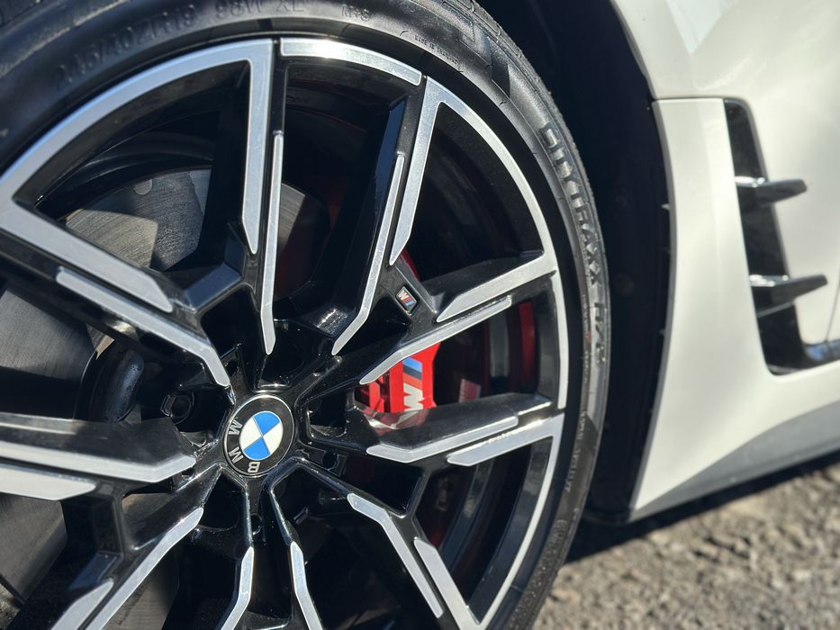 BMW M440I 2021року