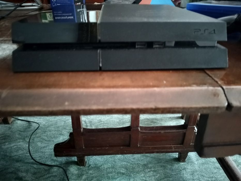 Playstation 4 - Excelente Estado