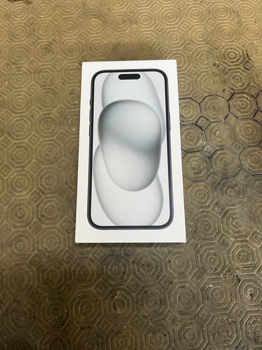 Iphone 15 128 GB NOVO