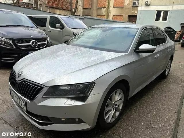 Розборка Skoda superb 3 капот крыло фара бампер двери фонарь суперб 3