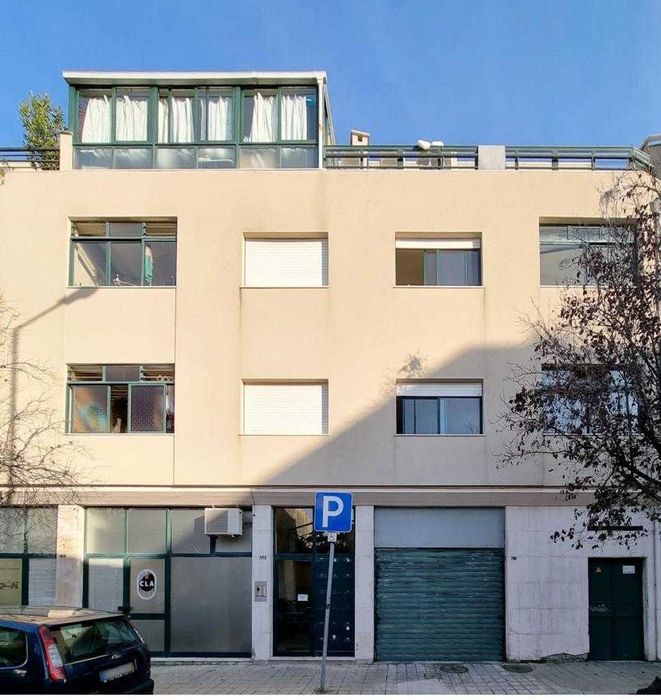 Apartamento T0+1 - Centro de São Mamede de Infesta- Lugar de Garagem