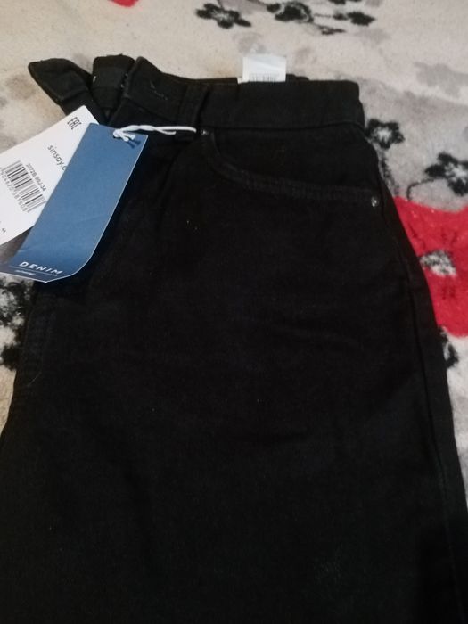 Джинси мом. ціна 500 грн