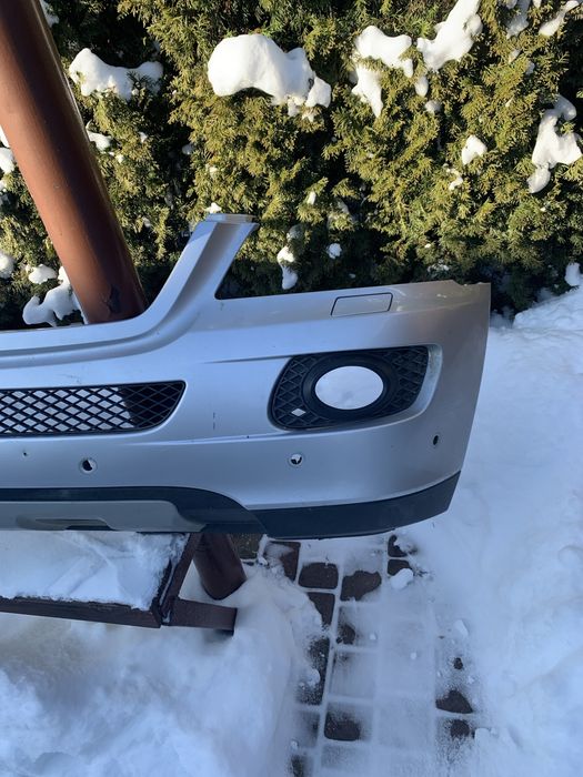 Передний бампер до мерседес МЛ164