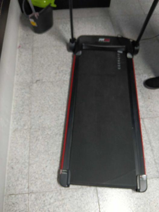 Vendo passadeira elétrica usada 3 vezes está nova