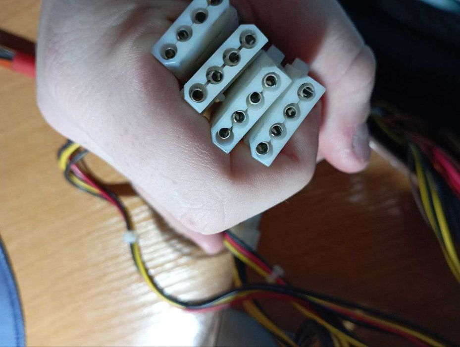 Блок Живлення FSP GROUP INC 400W