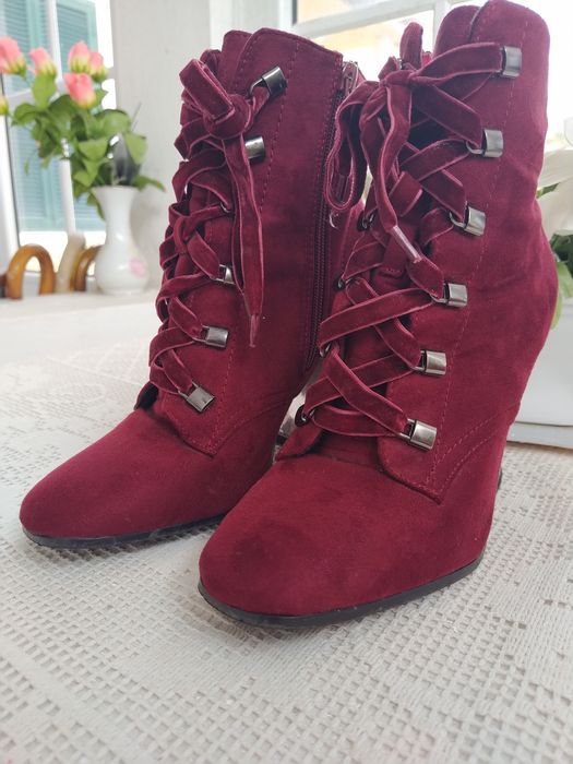 Botas bordeaux, super originais - Tamanho 38