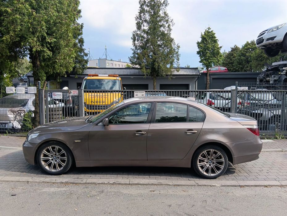 *BMW E60* Samochód na części