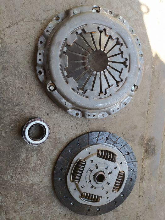 Продам комплект сцепления на Шкода Октавия А5