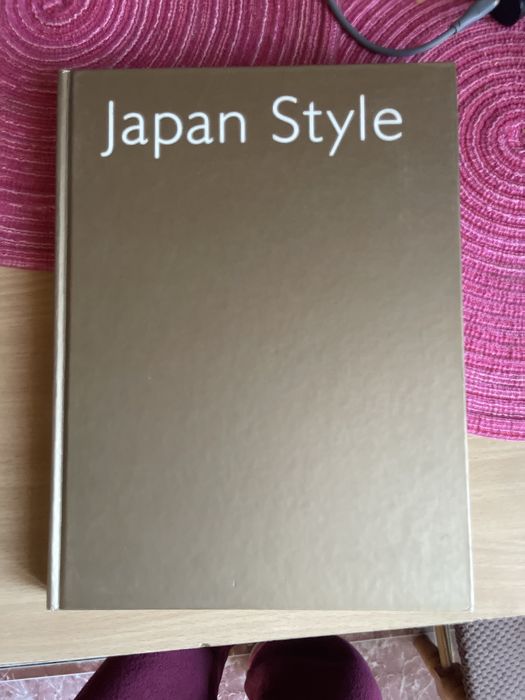 Книга про культуру Японіі