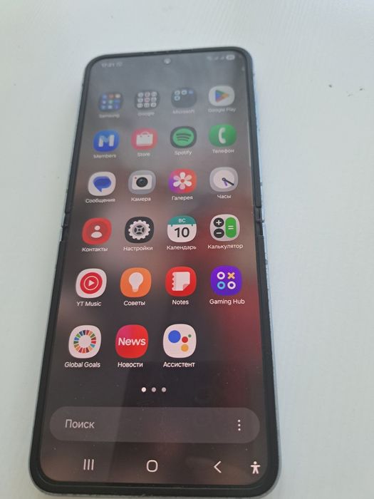 Телефон Samsung flip 6