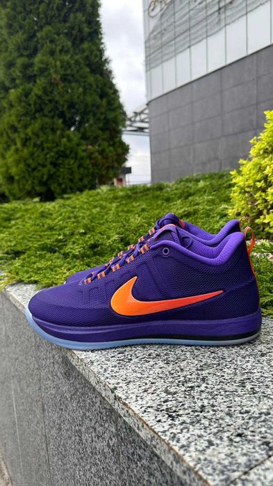 #0566 Nike Book 2 [US 12 | 30 cm] - NEW