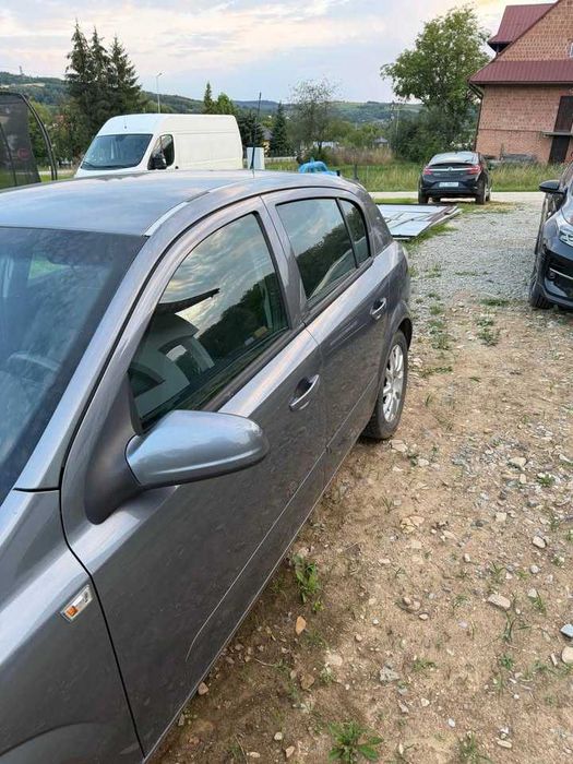 2006 Opel Astra H Elegance.