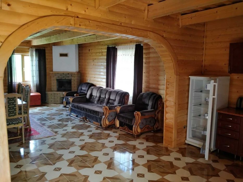 Продається база відпочинку в Шаянах