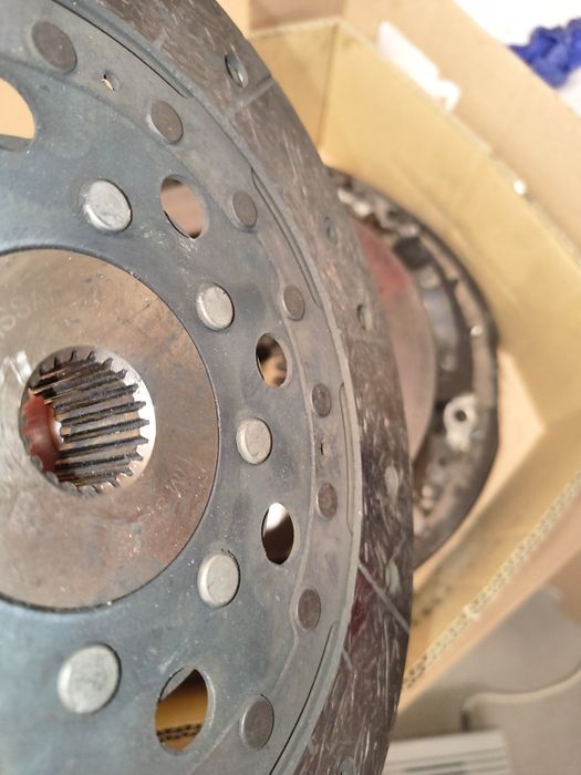 Koło dwumasowe + sprzęgło Nissan, Laguna 2,0 140KM benzyna