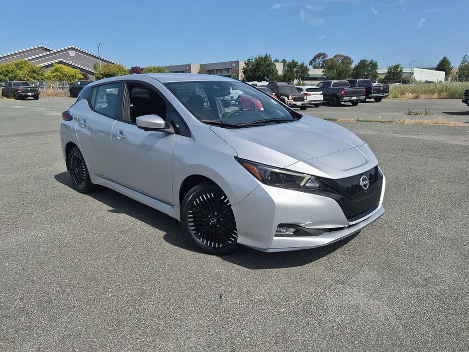 Nissan LEAF SV PLUS      2024