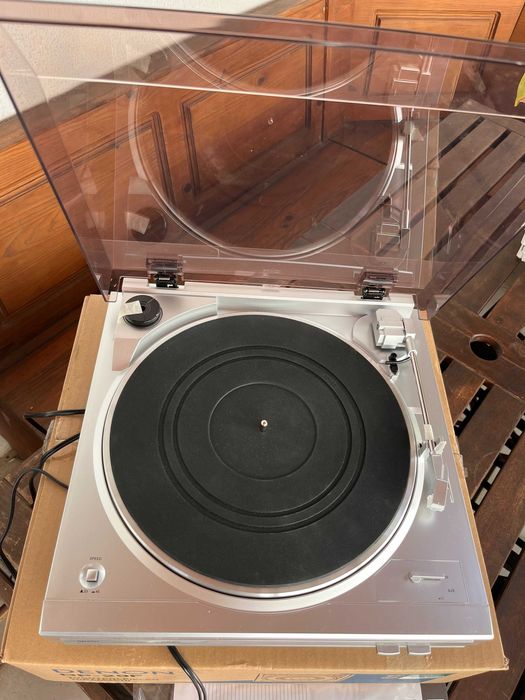 Gira-Discos DENON DP-29F - na Garantia