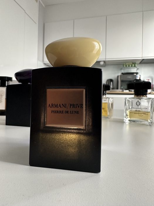 Pierre de Lune - Giorgio Armani