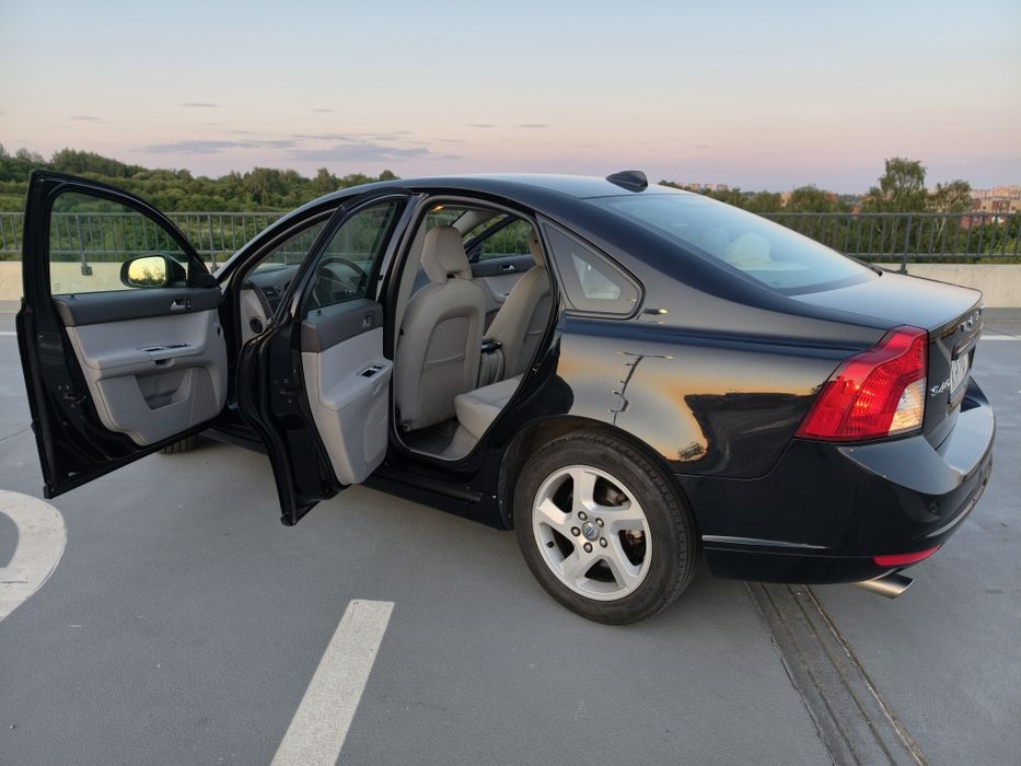 Volvo S40 II D3 2.0 2012