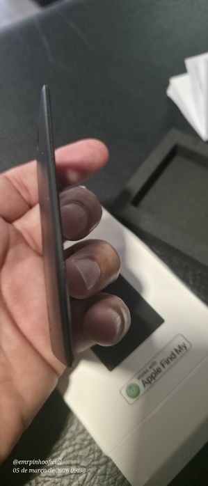 Rastreador de Cartões Ultra-Fino