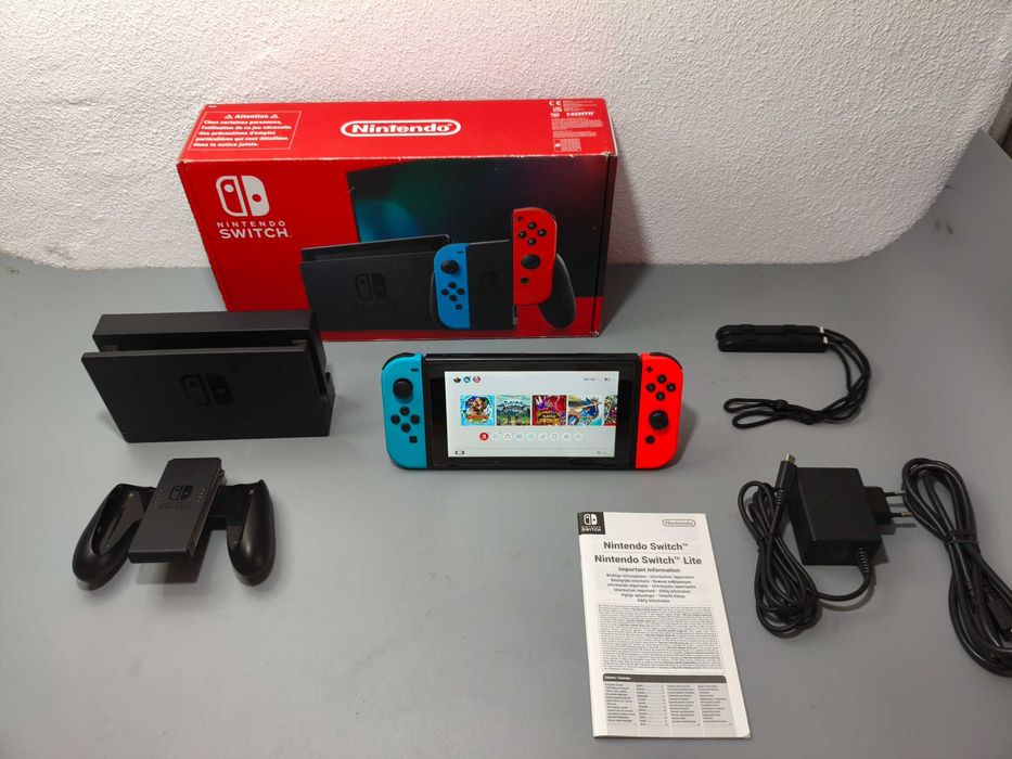 Nintendo Switch (Perfeito Estado)
