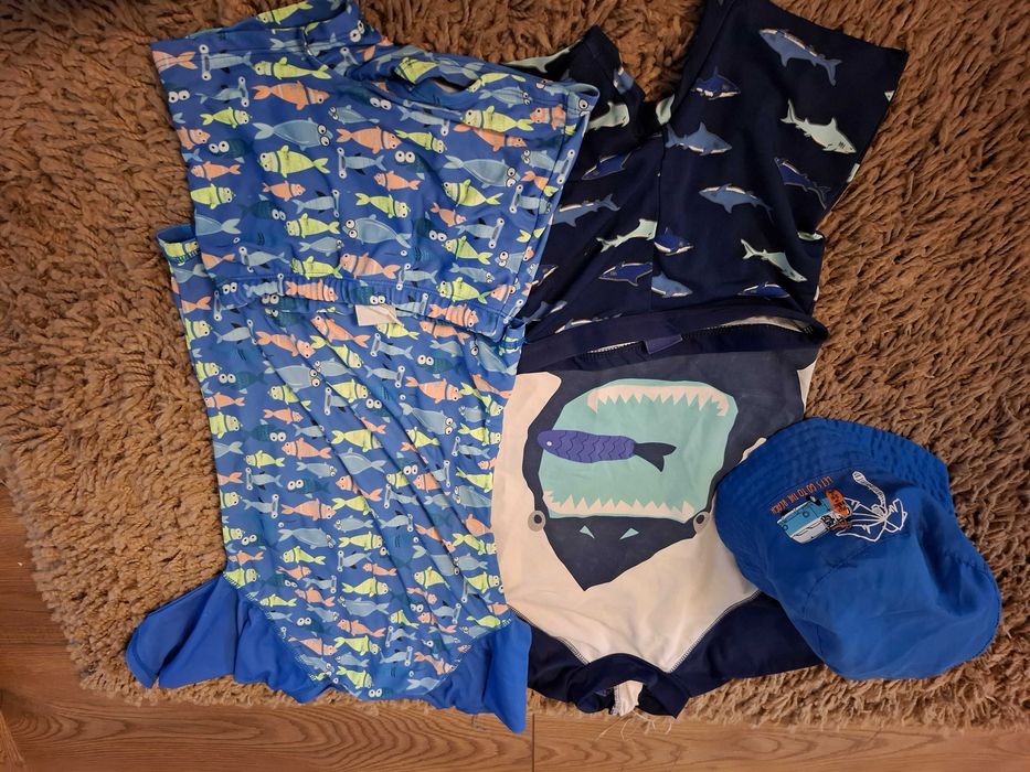 2 komplety do wody 116 + kapelusz