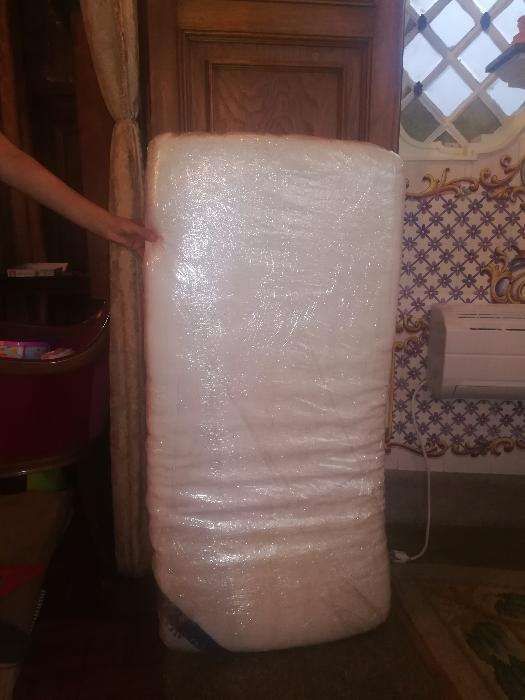 Colchão da cerne para berço , qualidade ótima e como novo