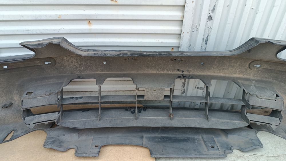 Vendo parachoque de frente Honda Civic ano 1995/2001