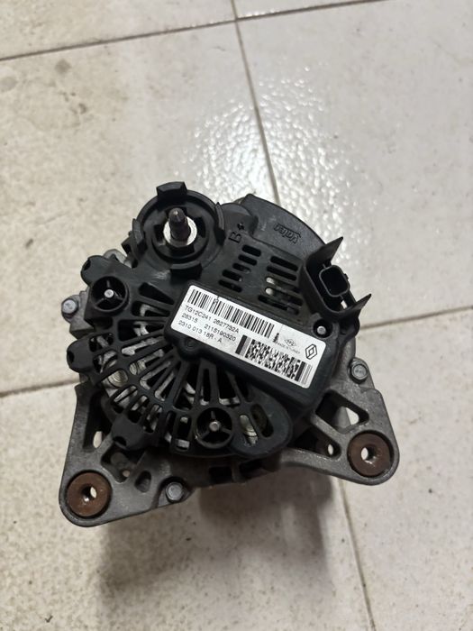 Alternador Renault / Dacia Valeo TG12C241