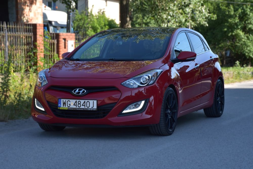 Hyundai i30 1.6 cdri 110km bogate wyposażenie