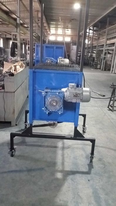 Змішувач кормів,комбікормів,кормосмеситель,горизонтальний