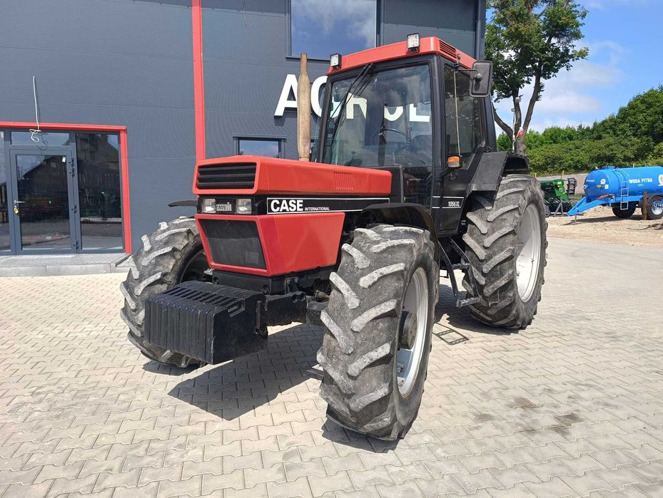 Ciągnik rolnicz traktor Case 1056 xl